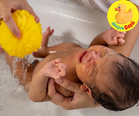 Prima baie a unui bebeluș - emoțiile unui tătic incepător